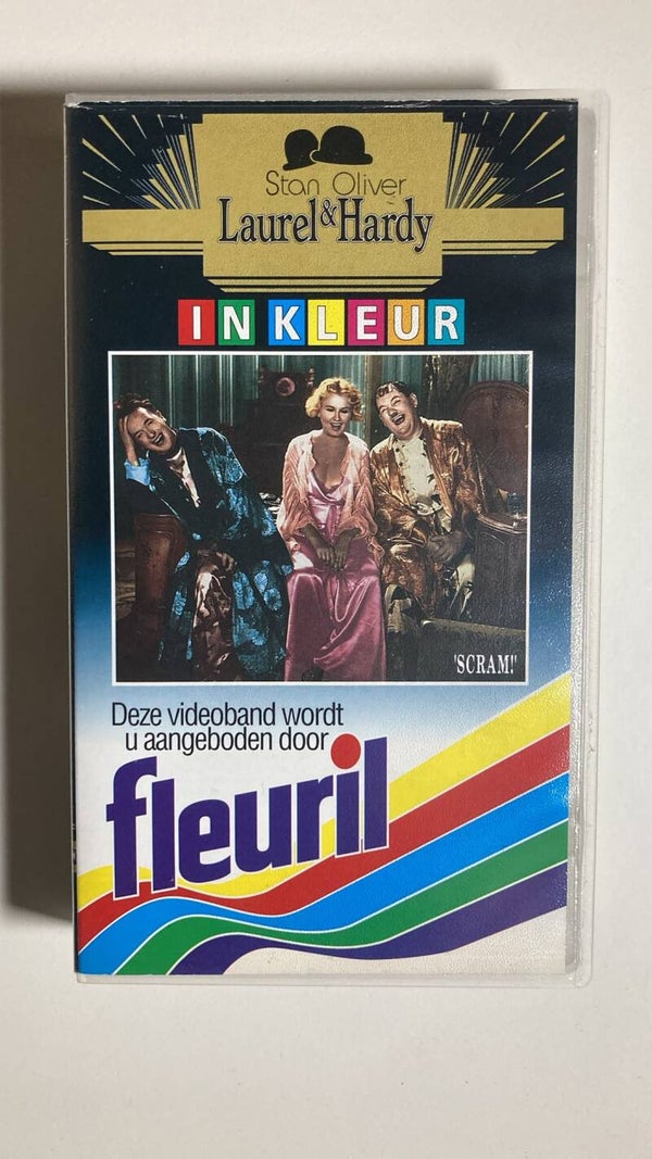 LAUREL & HARDY IN KLEUR: SCRAM! (VHS)