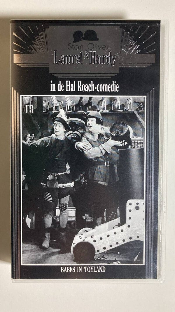 LAUREL & HARDY IN DE HAL ROACH-COMEDIES BABES IN TOYLAND (IN SEAL) (VHS)
