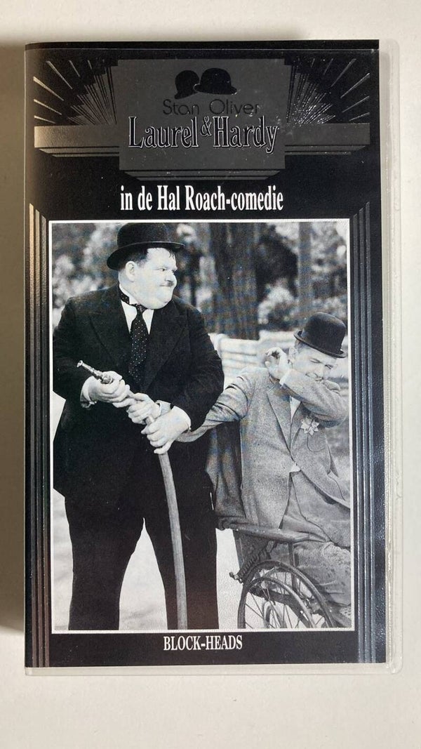 LAUREL & HARDY IN DE HAL ROACH-COMEDIES BLOCK-HEADS  (VHS)