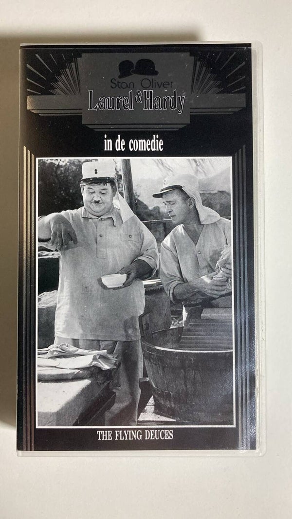 LAUREL & HARDY THE FLYING DEUCES (IN SEAL) (VHS)