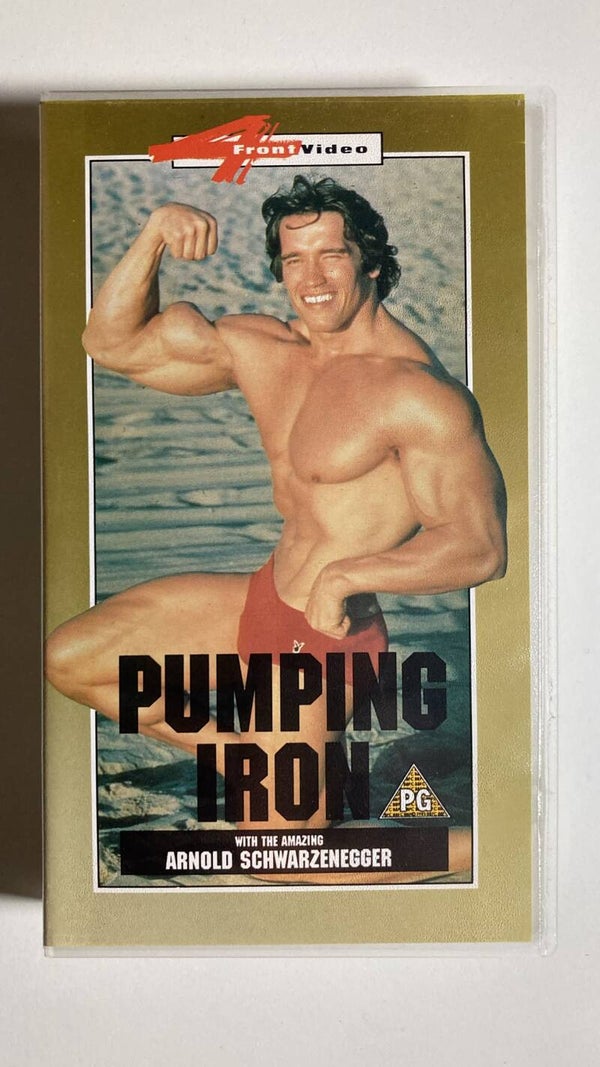 PUMPING IRON WITH THE AMAZING ARNOLD SCHWARZENEGGER (EX RENTAL) (IMPORT WITHOUT DUTCH SUBS) (VHS)