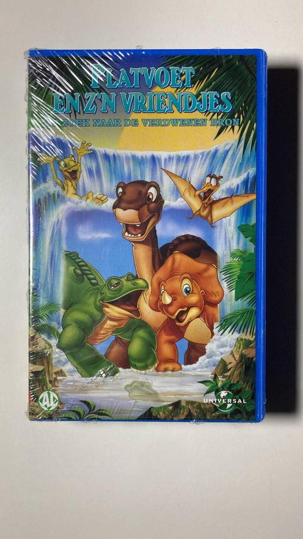 THE LAND BEFORE TIME III: THE TIME OF THE GREAT GIVING (IN SEAL) (VHS)