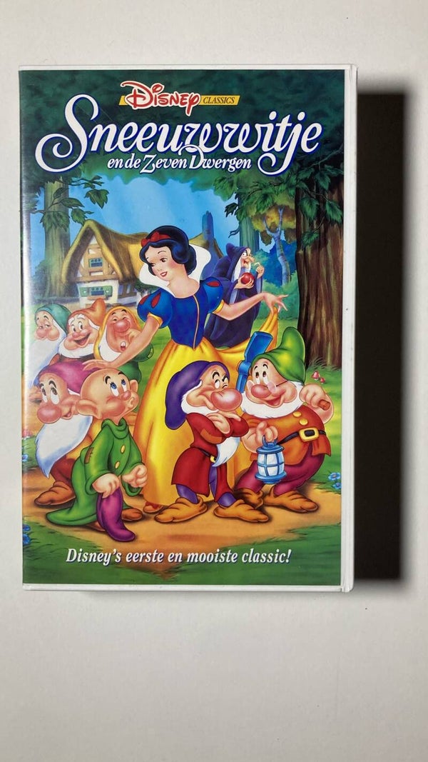 SNOW WHITE AND THE SEVEN DWARFS (1937) (VHS)