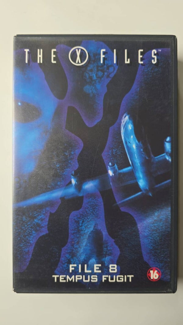 THE X FILES: FILE 8 – TEMPUS FUGIT (EX RENTAL) (VHS)