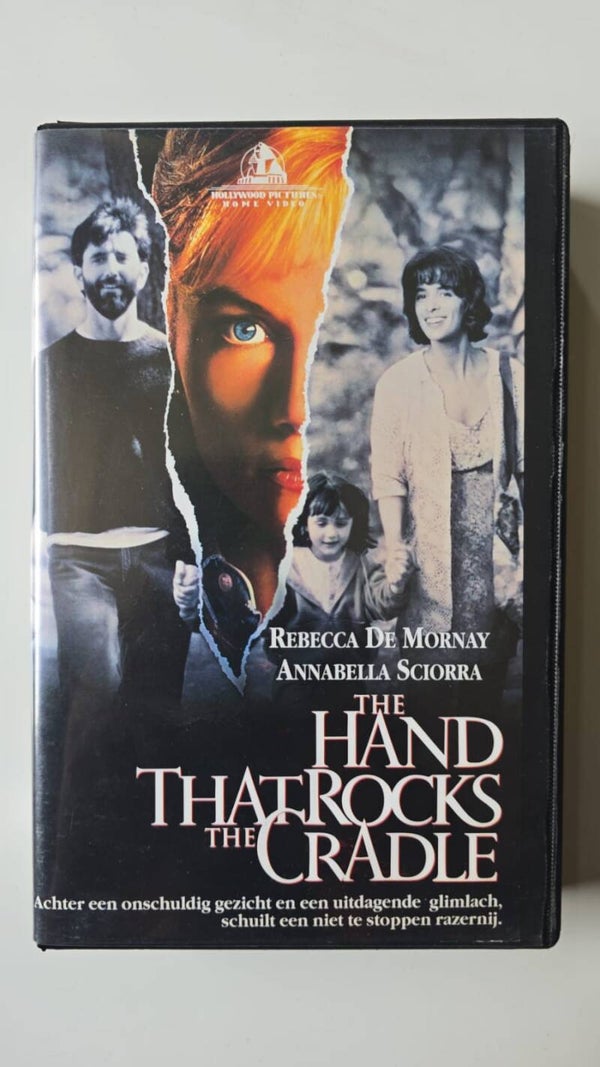 THE HAND THAT ROCKS THE CRADLE (VHS)