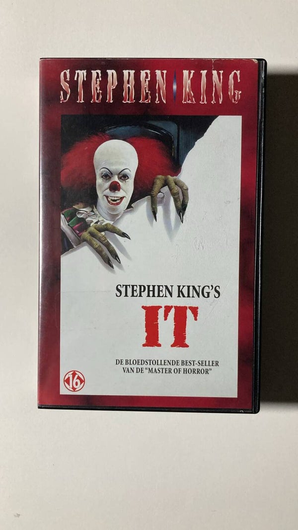 STEPHEN KING'S IT (VHS)