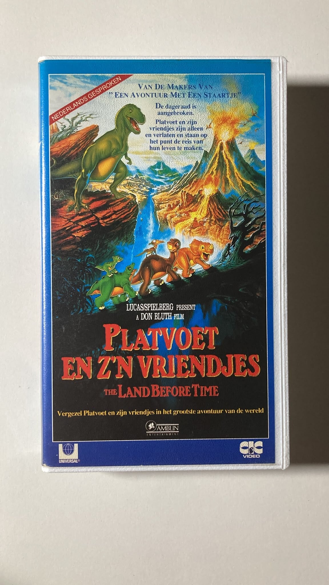 THE LAND BEFORE TIME (VHS)