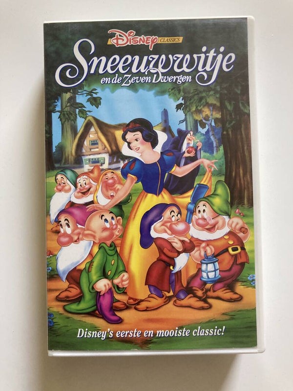 SNEEUWWITJE EN DE ZEVEN DWERGEN (VHS)