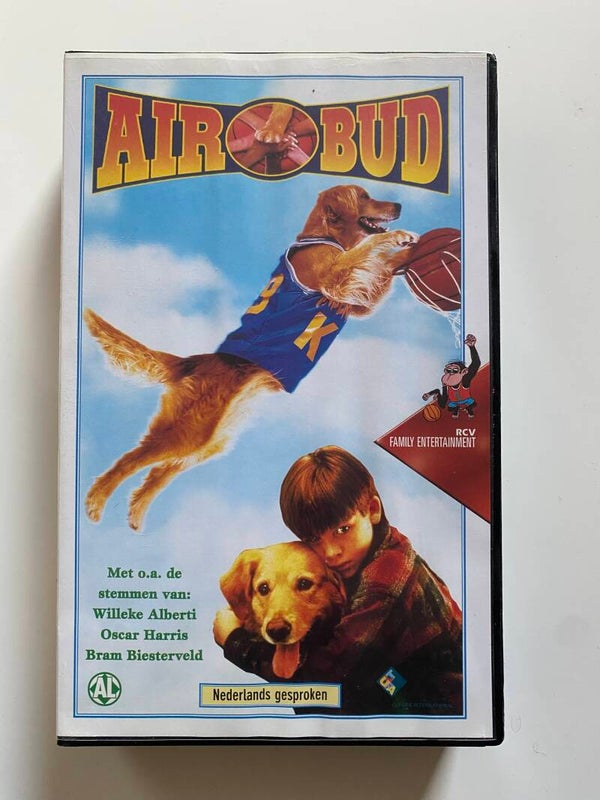 AIR BUD (VHS)