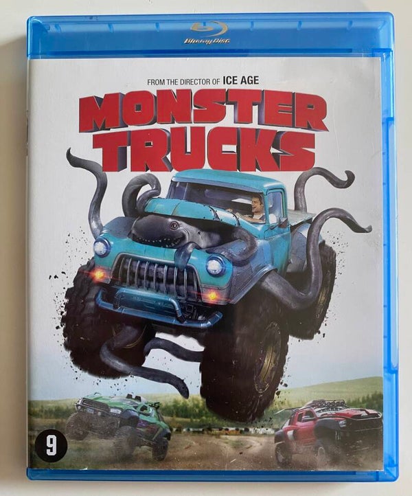 MONSTER TRUCKS (BLURAY)