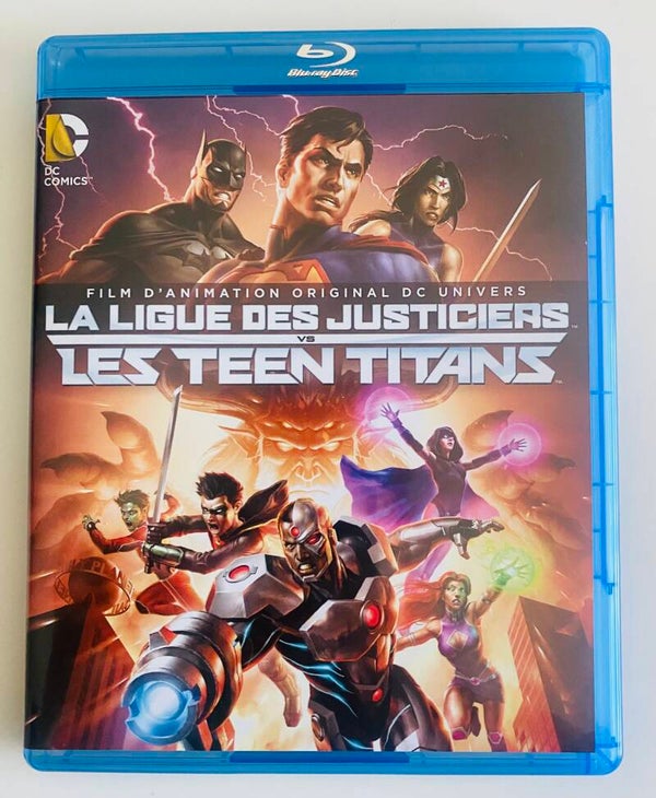 JUSTICE LEAGUE VS. TEEN TITANS (IMPORT WITHOUT DUTCH SUBS) (BLURAY)