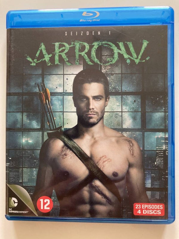 ARROW SEASON 1 (BLURAY)