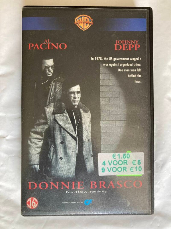 DONNIE BRASCO (EX RENTAL) (VHS)