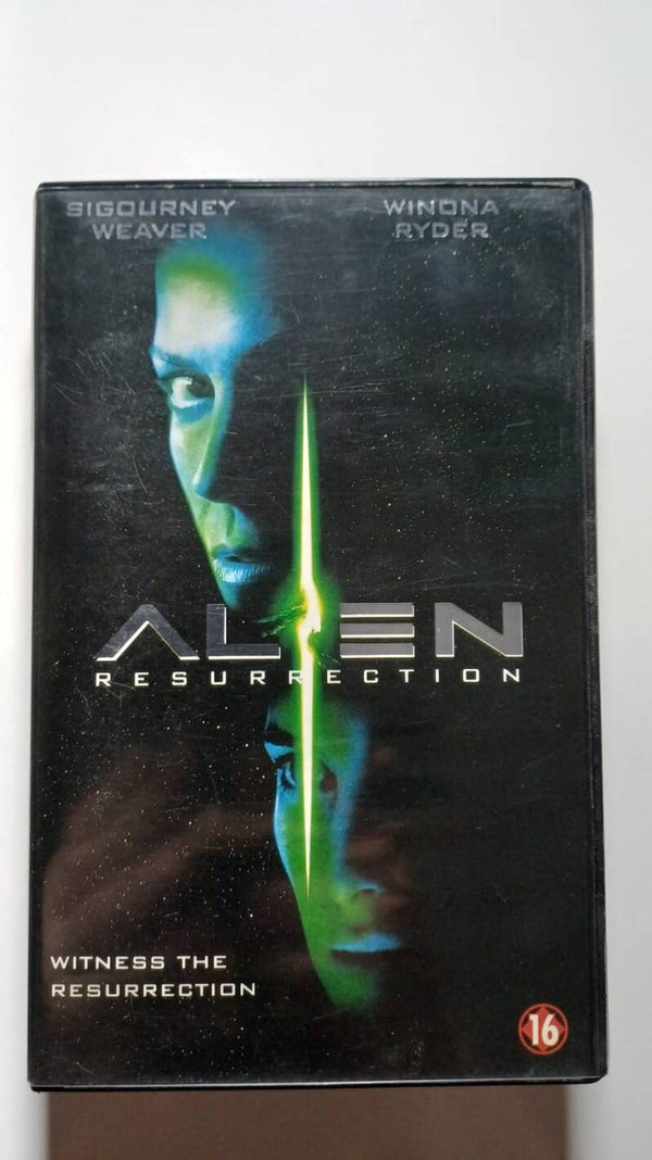 ALIEN RESURRECTION (VHS)