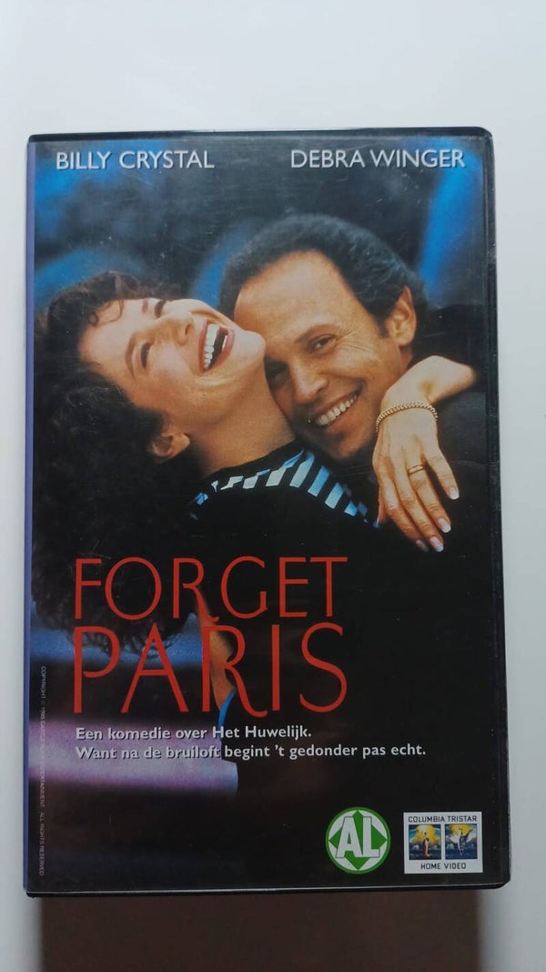 FORGET PARIS (VHS)