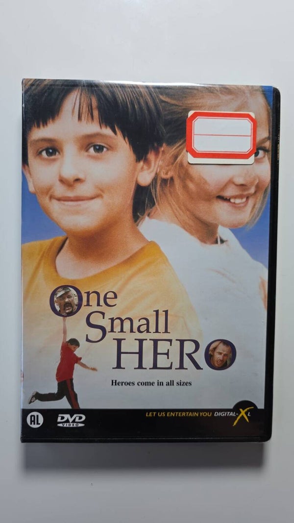 ONE SMALL HERO (IN SEAL) (DVD)
