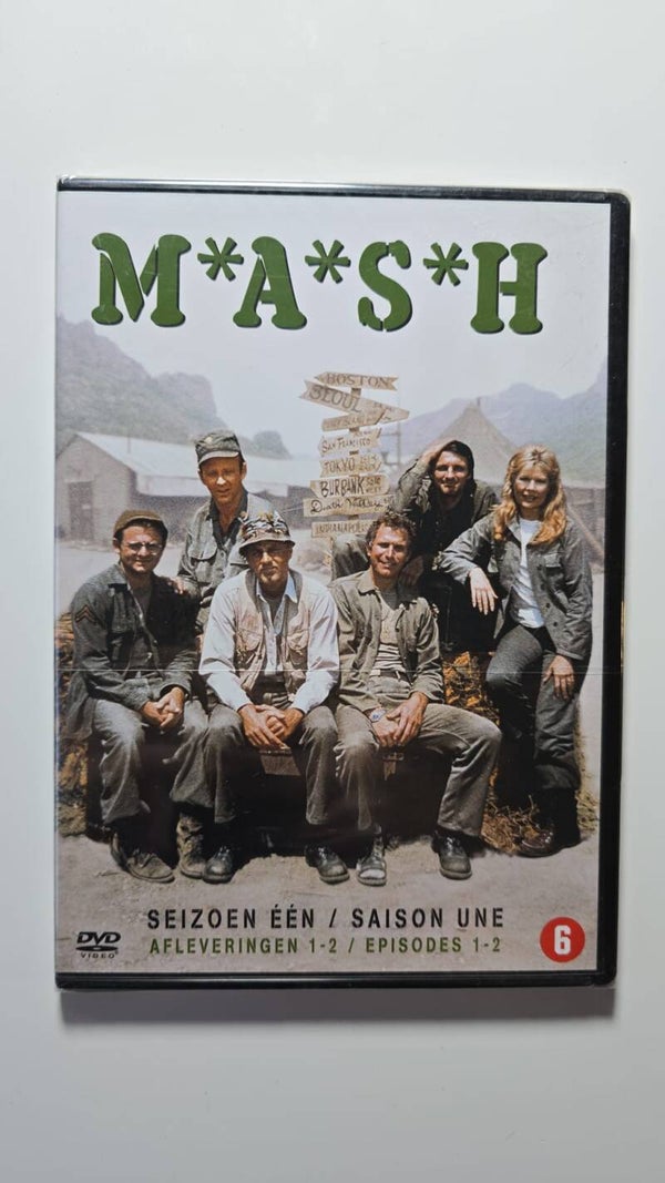 M*A*S*H SEASON 1 (IN SEAL) (DVD)