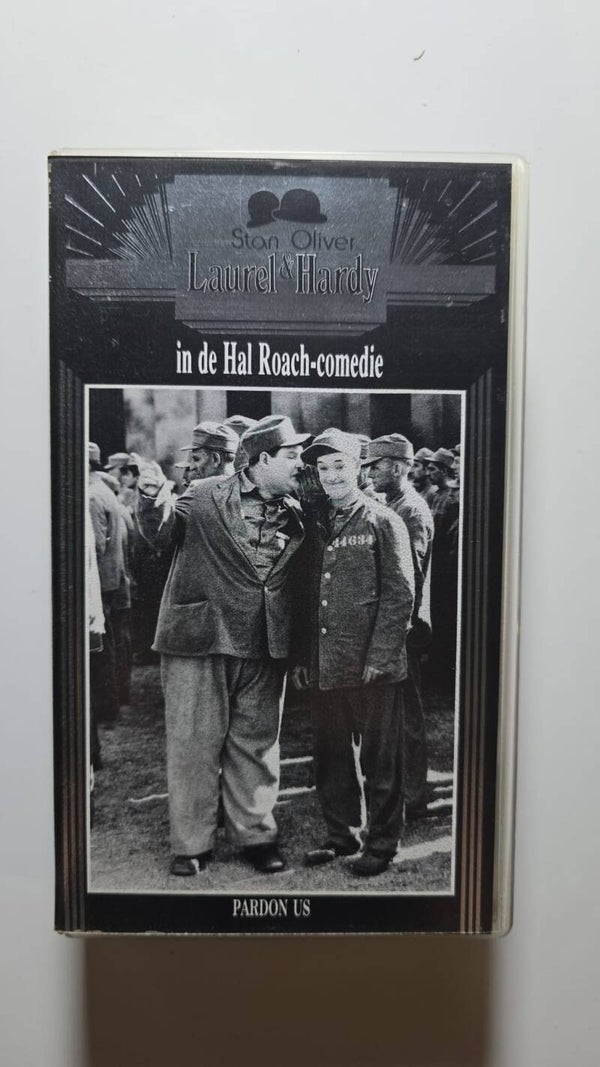 LAUREL & HARDY PARDON US (VHS)