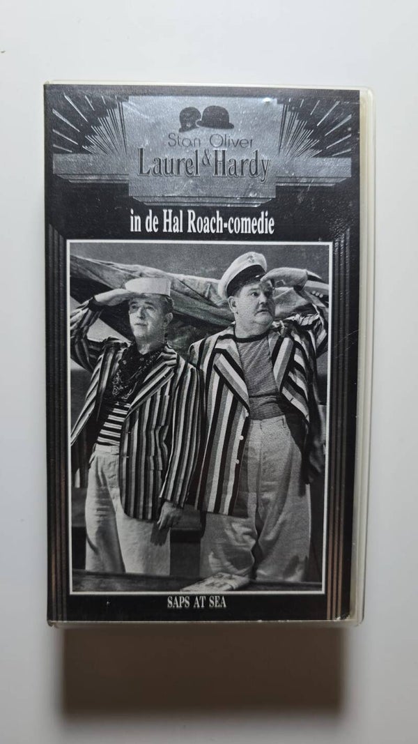 LAUREL & HARDY SAPS AT TEA (VHS)