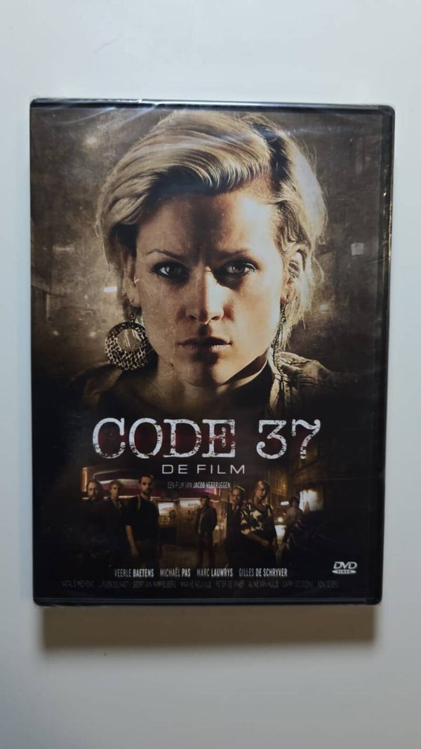 CODE 37 (IN SEAL) (DVD)