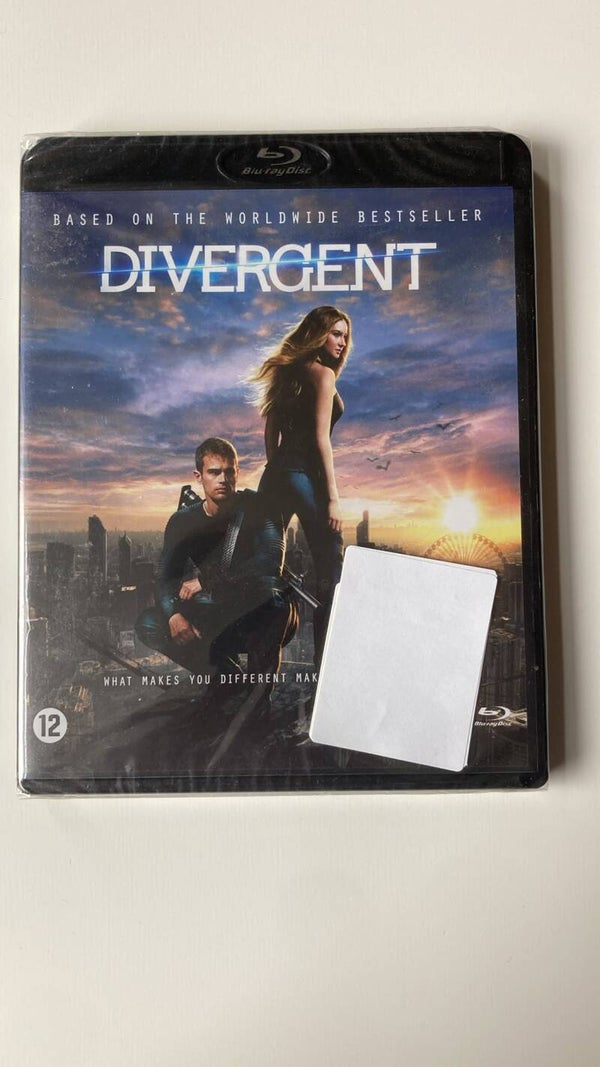 DIVERGENT (IN SEAL) (BLURAY)