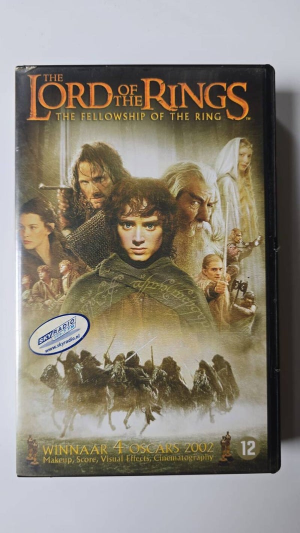 THE LORD OF THE RINGS: THE FELLOWSHIP OF THE RING (VHS)