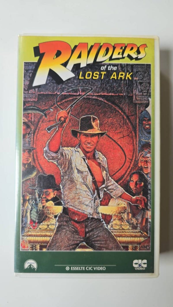 INDIANA JONES AND THE RAIDERS OF THE LOST ARK (VHS)