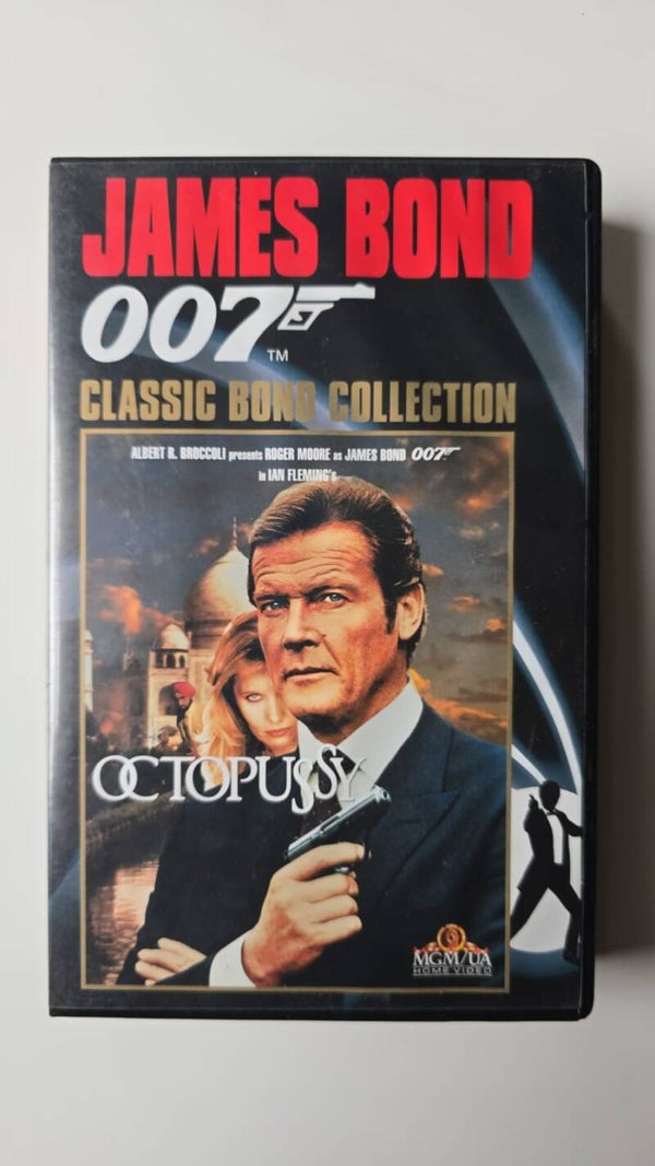 OCTOPUSSY (VHS)