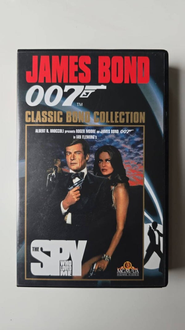 THE SPY WHO LOVED ME (VHS)