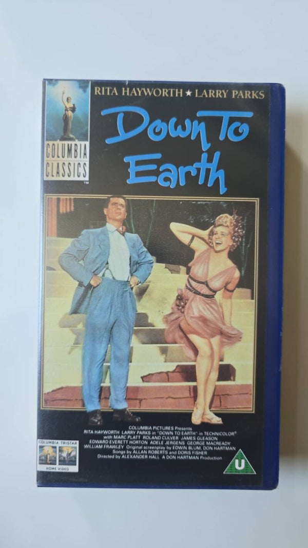 DOWN TO EARTH (IMPORT WITHOUT DUTCH SUBS) (VHS)
