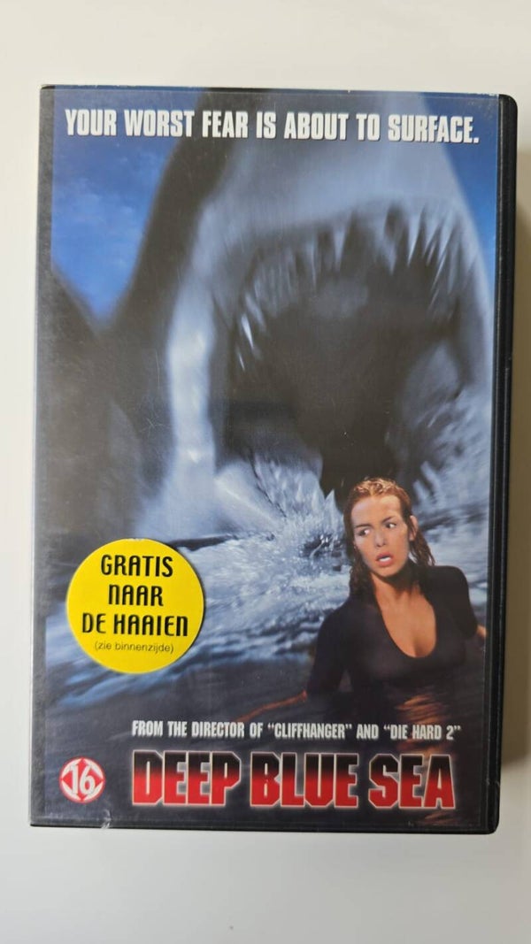 DEEP BLUE SEA (VHS)