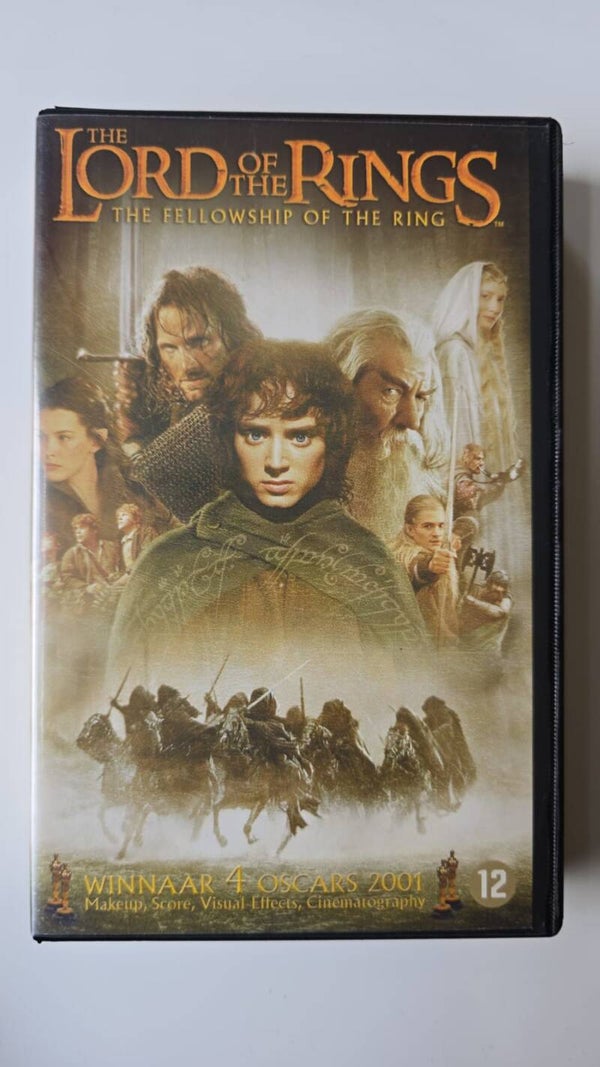 THE LORD OF THE RINGS: THE FELLOWSHIP OF THE RING (VHS)