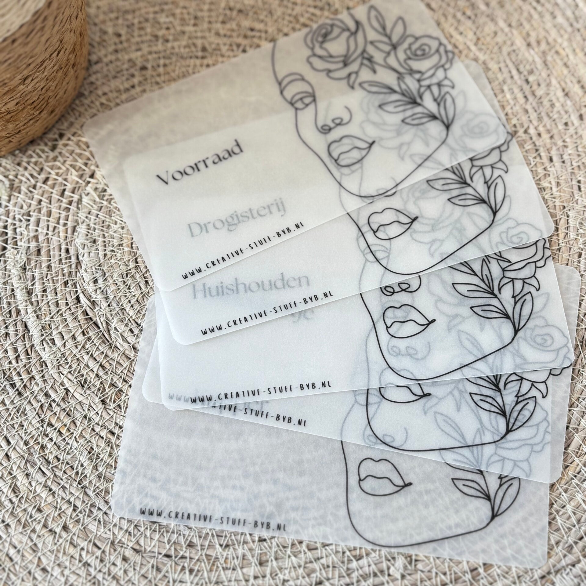 VELLUM BEAUTIFUL FACES - BASICS