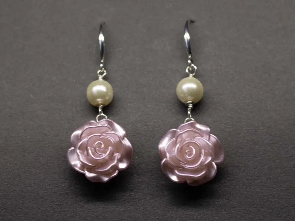 Pink & Pearl