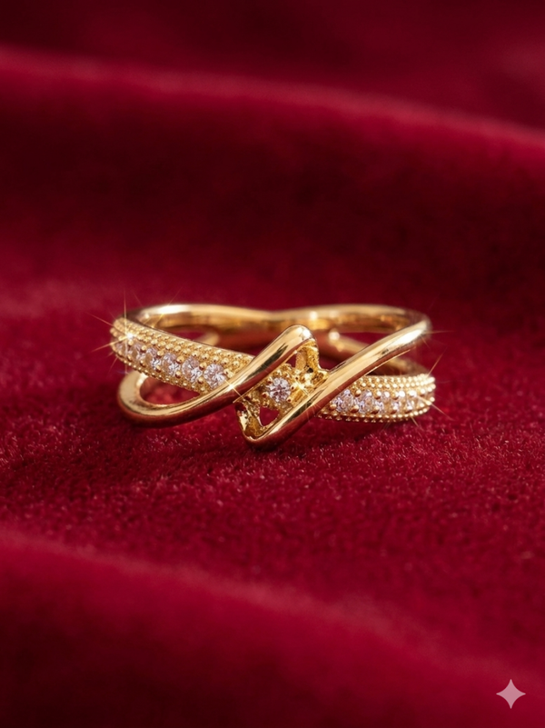 Anello regolabile “intreccio di Luce” gold