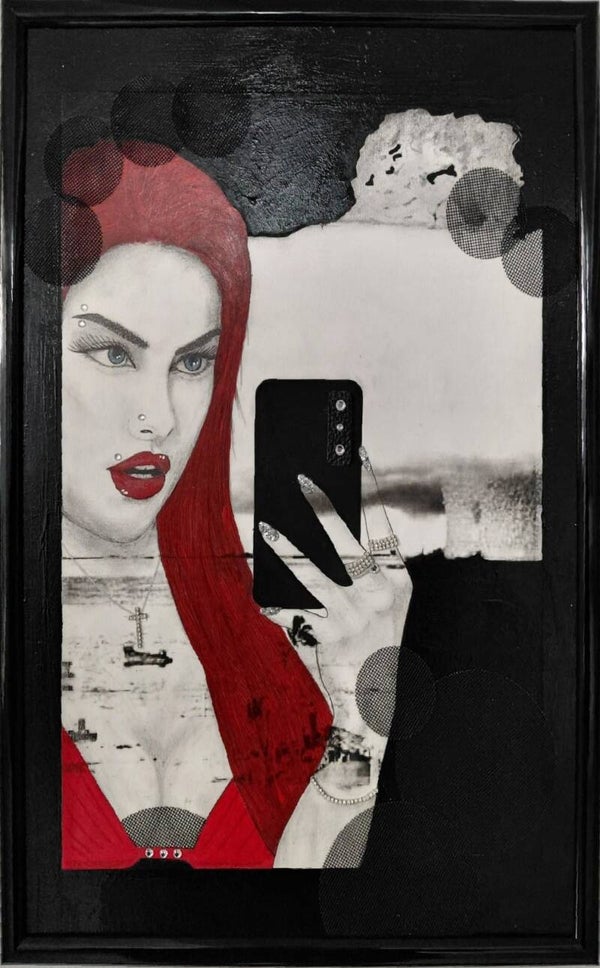Title: "Atomic bomb girl"