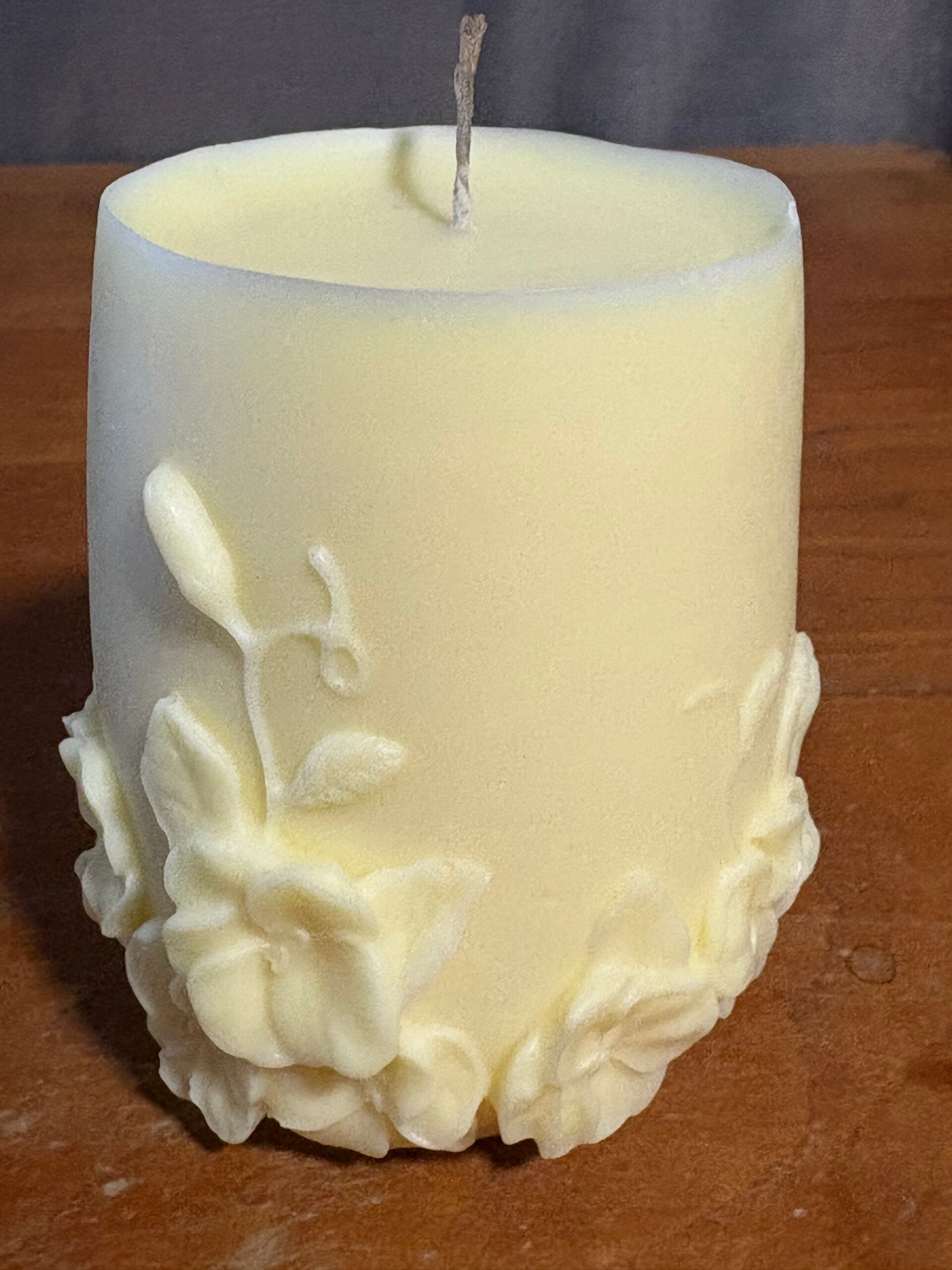 Floral Ring Candle