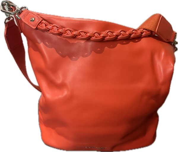 Buckettas van Suri Frey