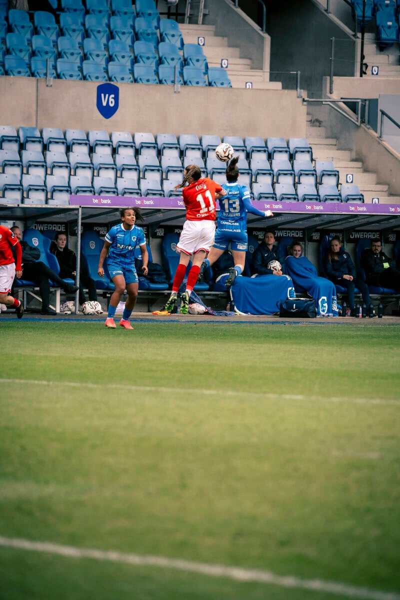 2026-01-31-einde-match-genk-standard-stadium-100-standard-8scbhb.jpg