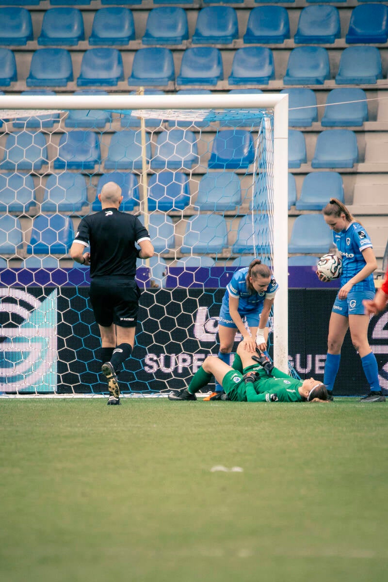 2026-01-31-einde-match-genk-standard-stadium-112-standard-411a9r.jpg