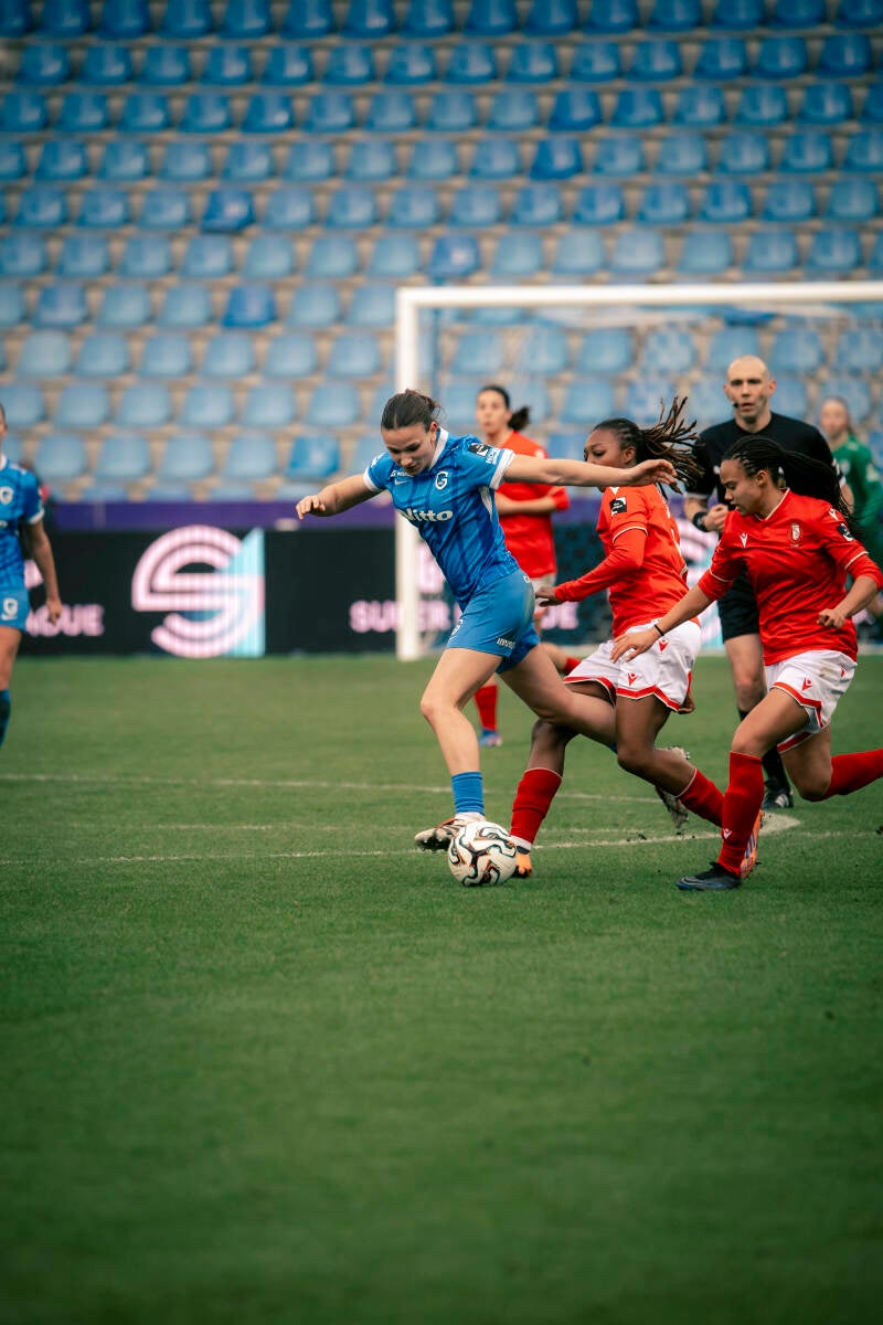 2026-01-31-einde-match-genk-standard-stadium-132-standard-ltnnd3.jpg
