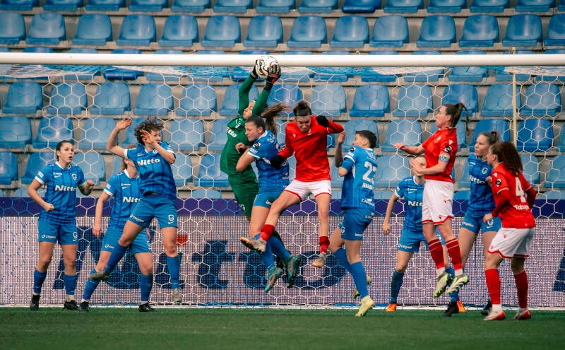 2026-01-31-einde-match-genk-standard-stadium-134-standard-76nfzx.jpg