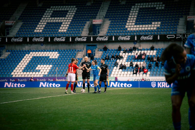 2026-01-31-einde-match-genk-standard-stadium-24-standard-gcjzw3.jpg