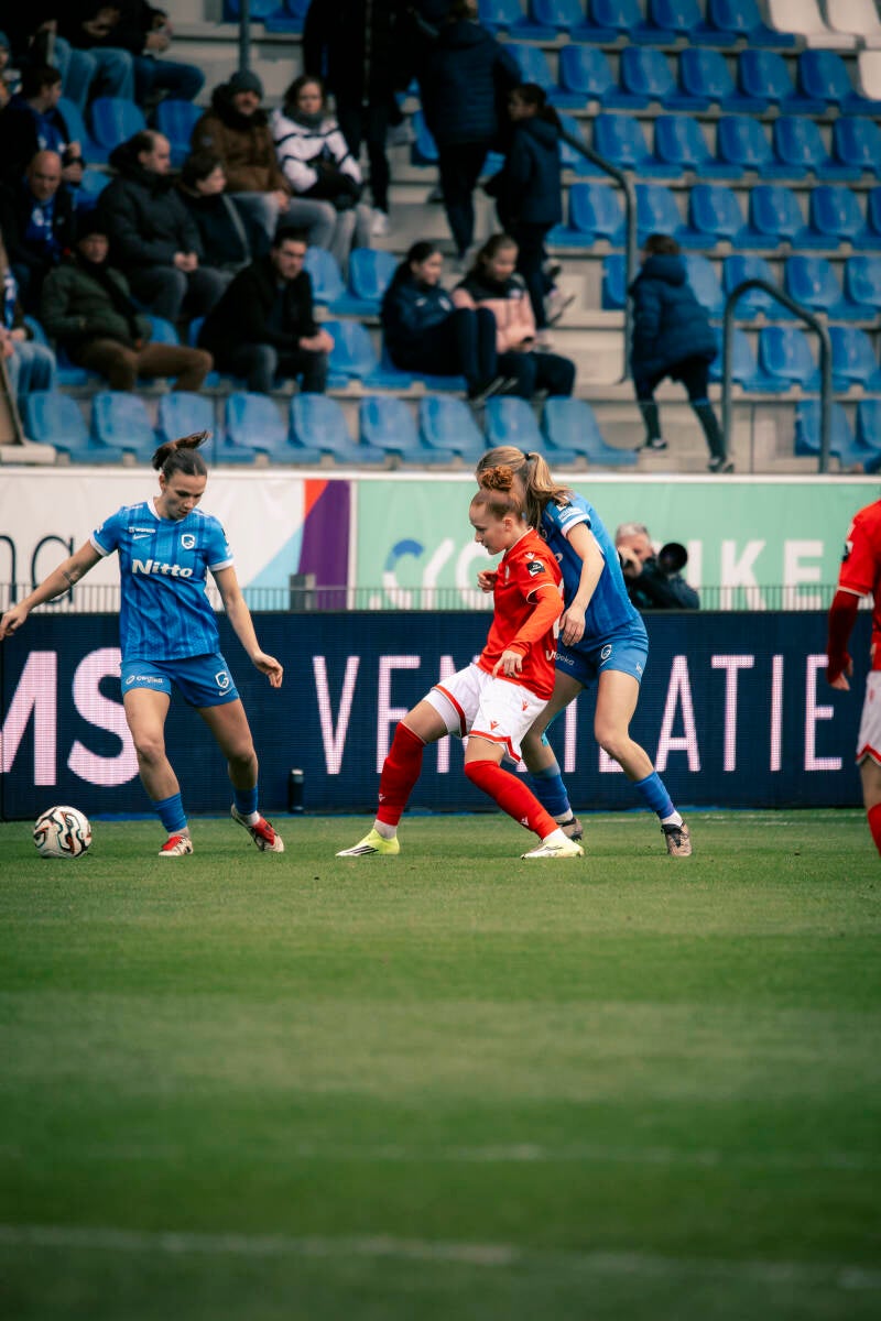 2026-01-31-einde-match-genk-standard-stadium-35-standard-r3wrd1.jpg