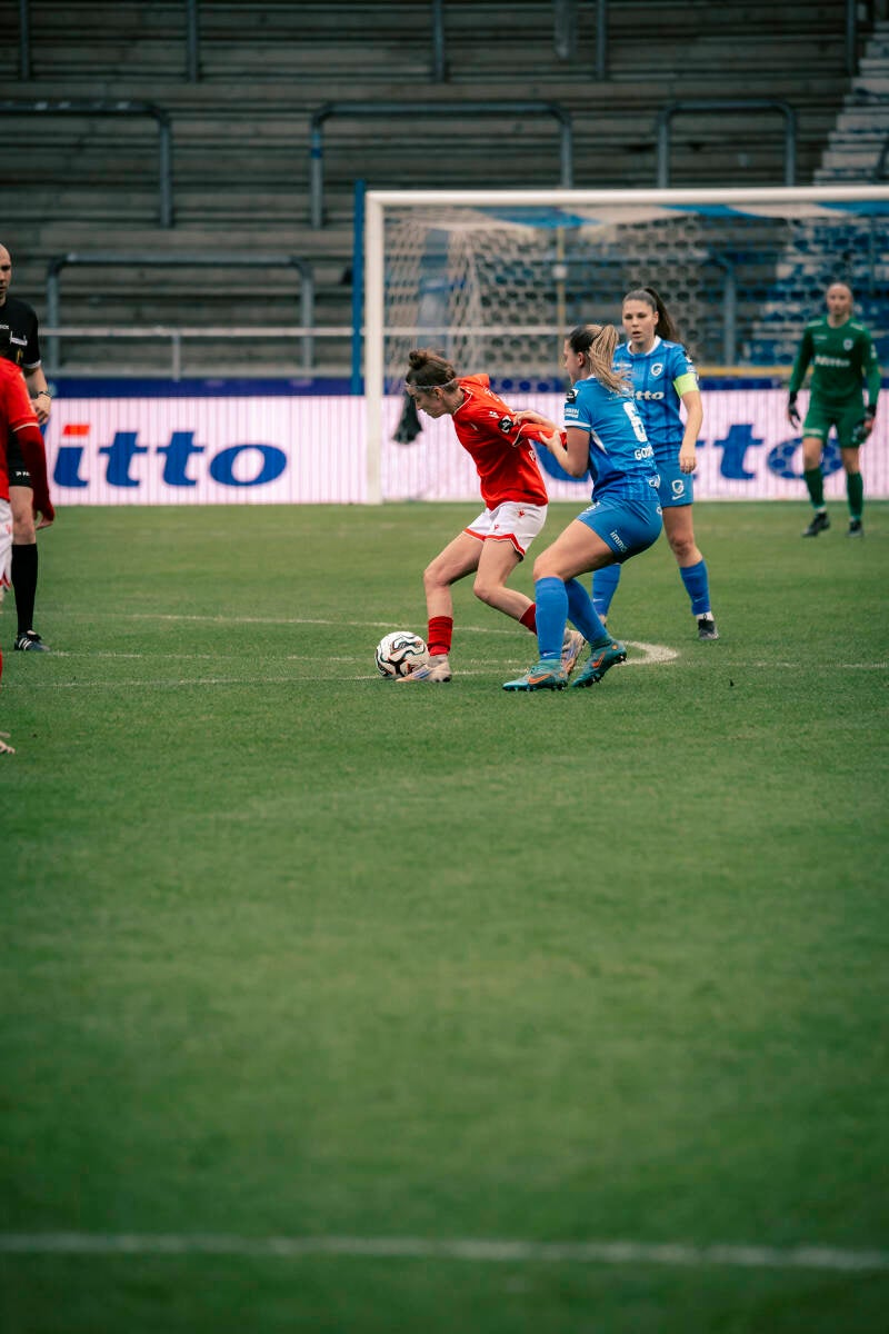 2026-01-31-einde-match-genk-standard-stadium-65-standard-ne0r2c.jpg