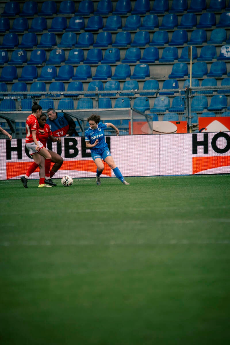 2026-01-31-einde-match-genk-standard-stadium-93-standard-pcqjb6.jpg