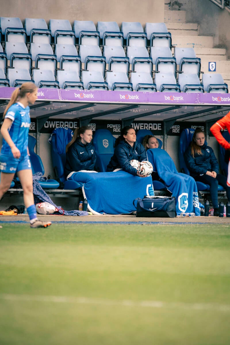 2026-01-31-einde-match-genk-standard-stadium-98-standard-dwyoxi.jpg
