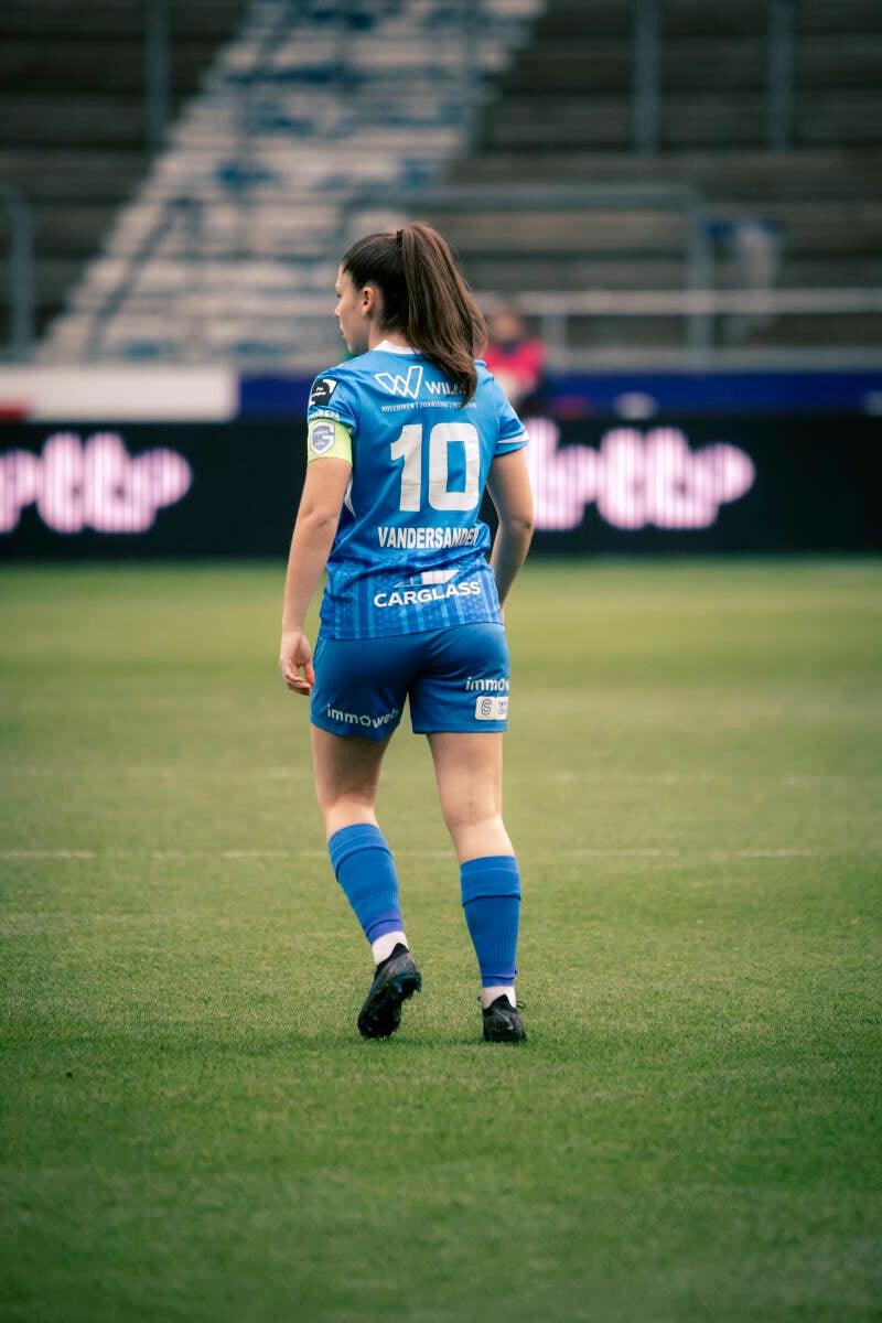 2026-01-31-mid-match-genk-standard-stadium-1-standard-onnv5z.jpg