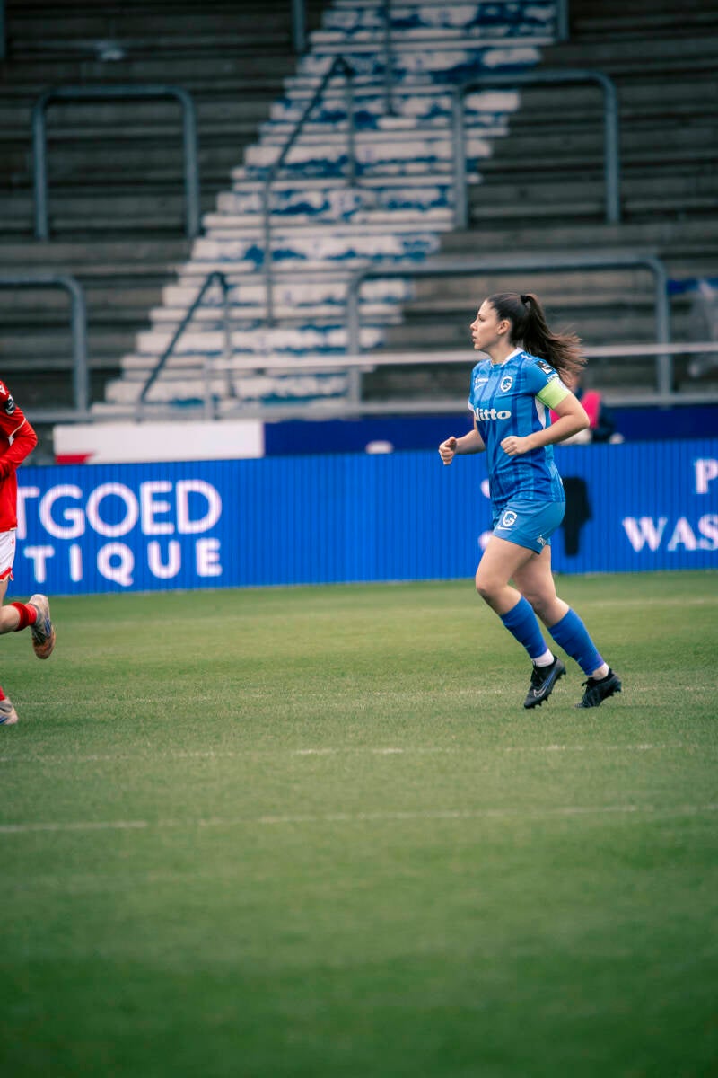 2026-01-31-mid-match-genk-standard-stadium-5-standard-qoskhw.jpg