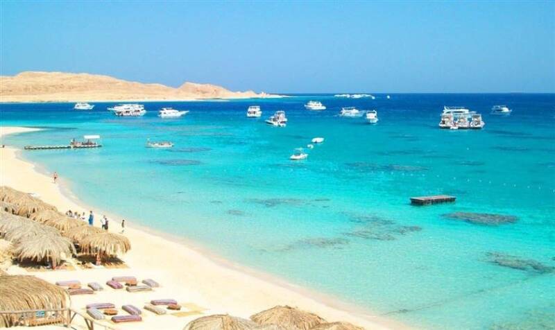 paradise_Beach_island_hurghada_2